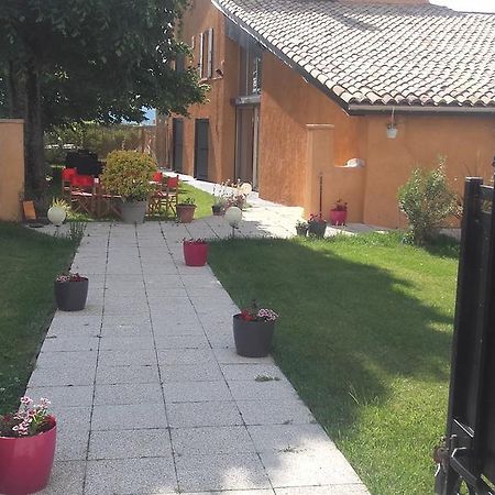 Bed and Breakfast La Cle Des Champs Chabeuil Exterior foto
