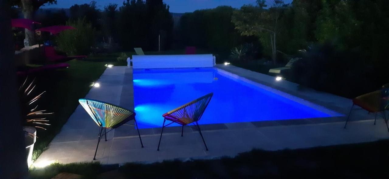 Bed and Breakfast La Cle Des Champs Chabeuil Exterior foto