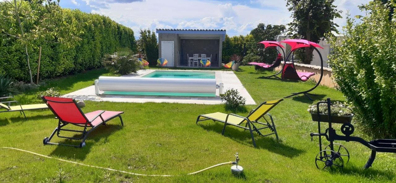 Bed and Breakfast La Cle Des Champs Chabeuil Exterior foto