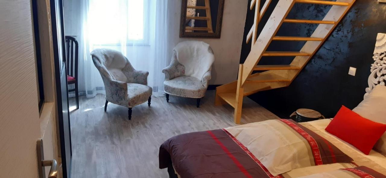 Bed and Breakfast La Cle Des Champs Chabeuil Exterior foto