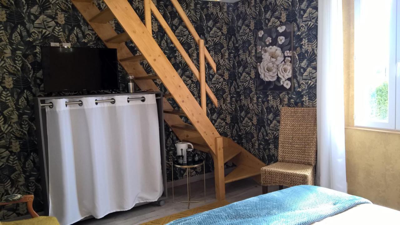 Bed and Breakfast La Cle Des Champs Chabeuil Exterior foto