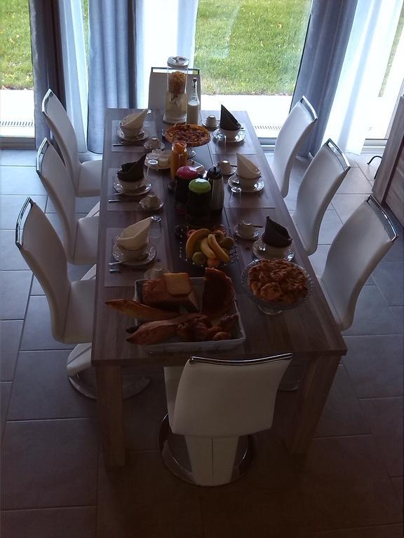 Bed and Breakfast La Cle Des Champs Chabeuil Exterior foto